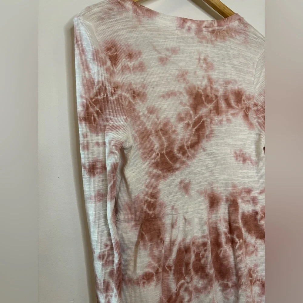 ANTHROPOLOGIE T.La PINK TIE DYE V-NECK JILL BABYDOLL PEPLUM TOP